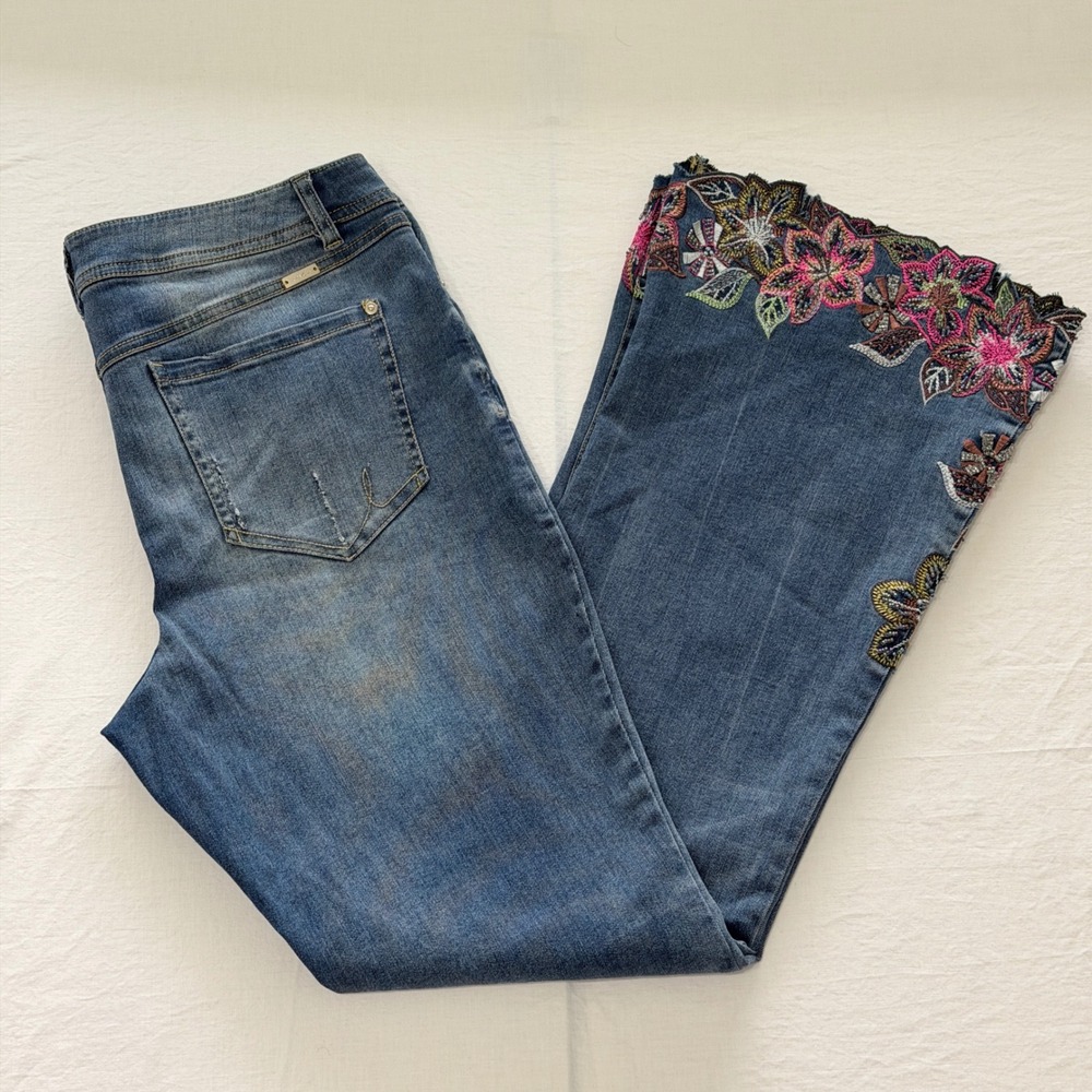 INC International Concepts Women's 14 Bootcut Jeans Floral Embroidered Y2K
